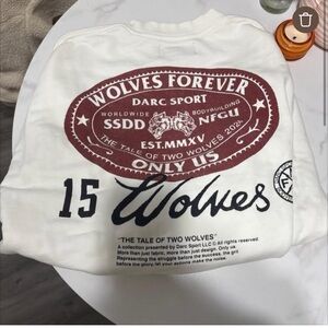 White long sleeve darc sport wolves balloon sleeve crew neck size XL